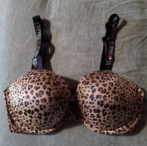 Very Sexy VS bra NWT